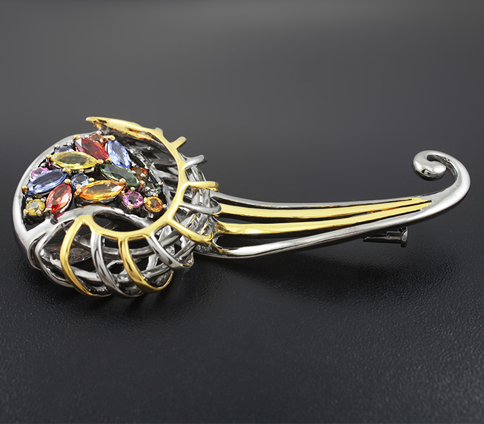 Brooch