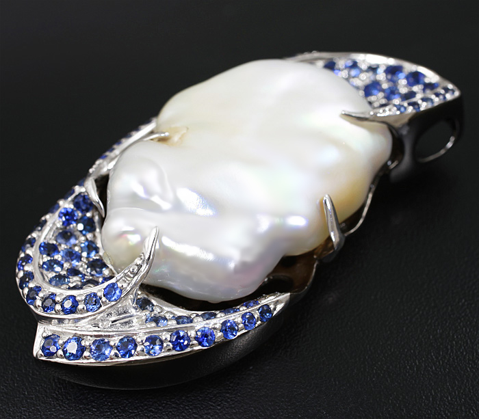 Pendant