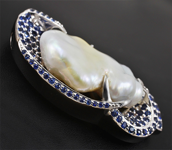 Pendant
