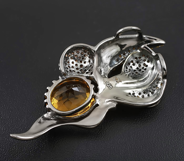 Brooch/Pendant