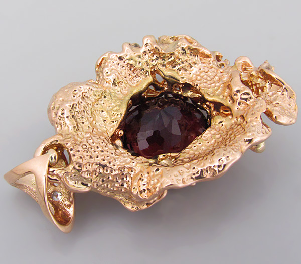 Pendant