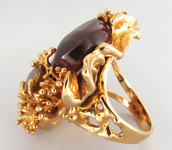 Ring