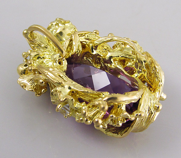 Pendant