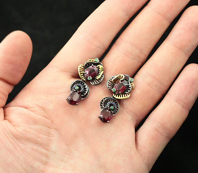 Earring