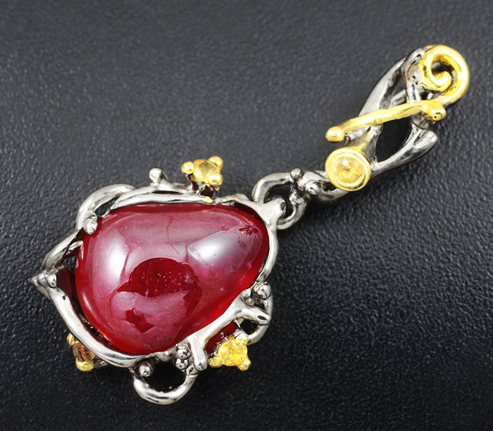 Pendant with